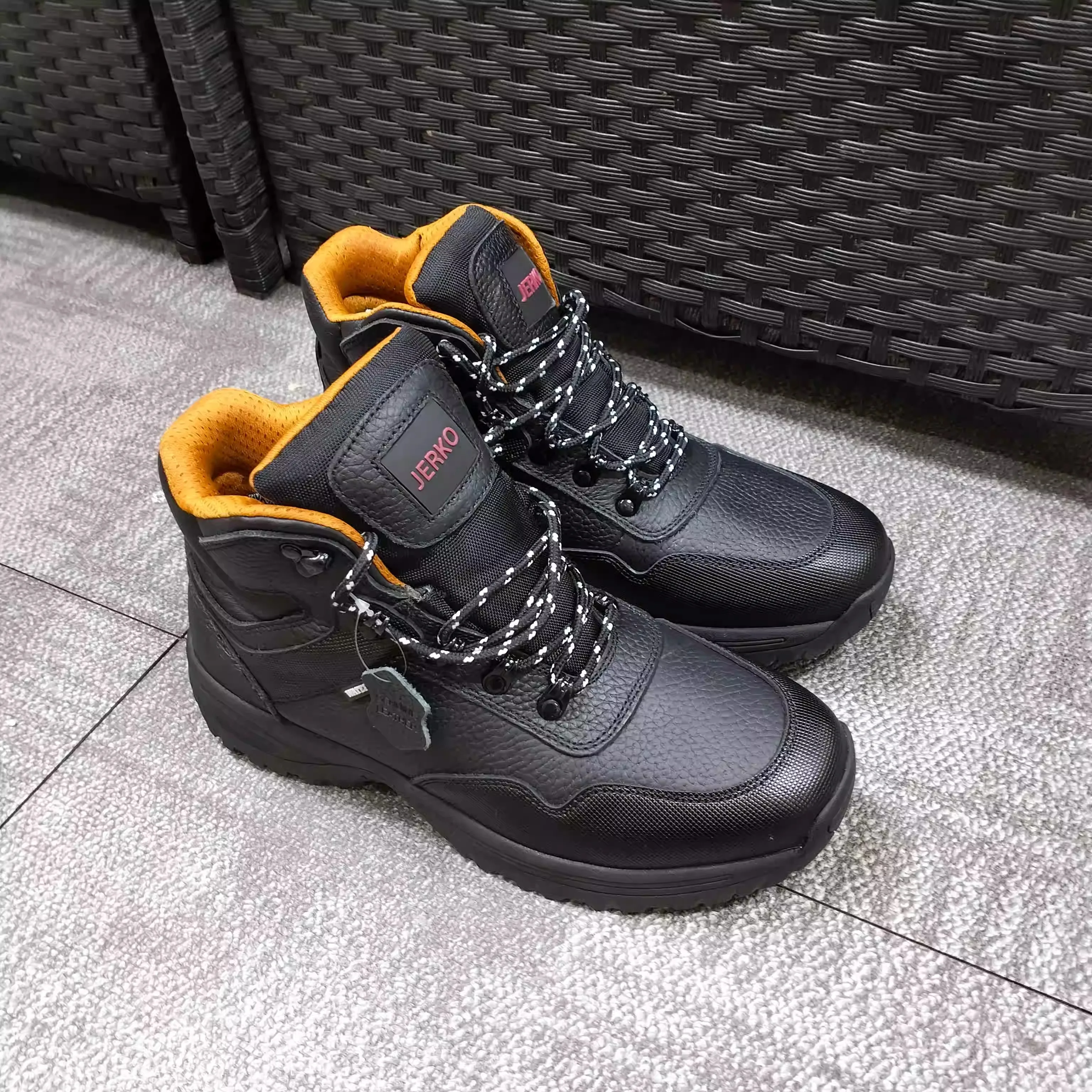 2025 New Arrival Hot Seller Breathable Anti-Slip Premium Durable High-Quality Walking Shoes Casual Shoes Excellent