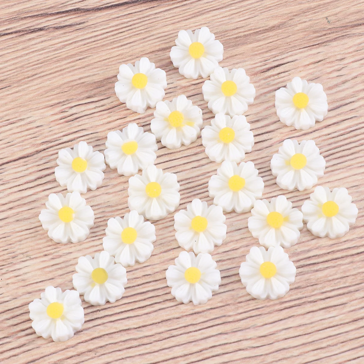 

20Pcs Plastic Daisy Flowers 22mm White Mini Artificial Flowers DIY Resin Flower Beads Craft Making Accessories Jewelry Charms