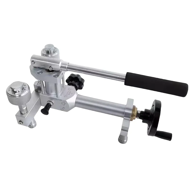 Handheld Pressure Pump, Precision Adjustable Manual Air Pressure Gauge, High-pressure Positive and Negative Pressure Tester.