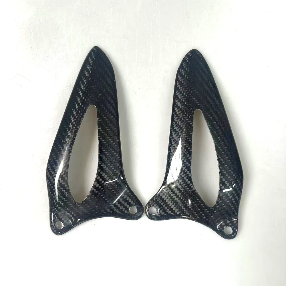 For Triumph Speed Triple 1200RS 1200RR Motorcycle Accessories Heel Guard Plates Foot Rests Carbon fiber motorcycle parts 1200 RS