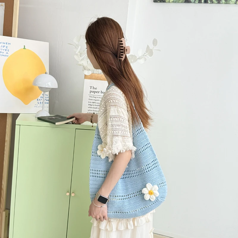 3D-Blumen-Hohlstrick-Umhängetasche, Koreanische Damen-Handtasche in Süßer, Niedlicher Einfarbiger Ausführung, für Pendeln und Freizeitreisen – Detail 13