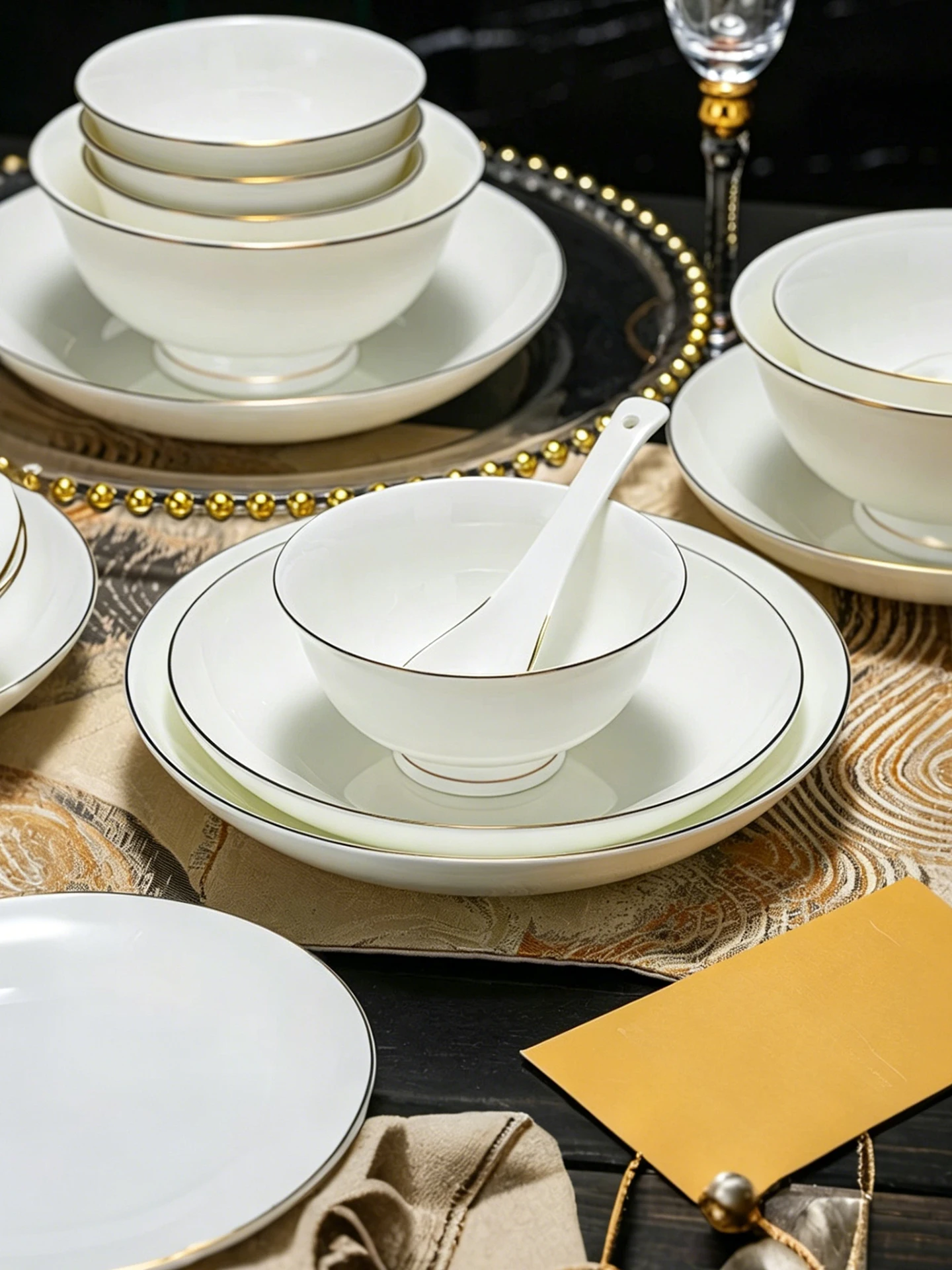 

unxiang Cerc Bone China Bowl Plate Set Modern Simple Sle Rice Bowl Soup Bowl Home Use Dining Utensils 2cm Diameter