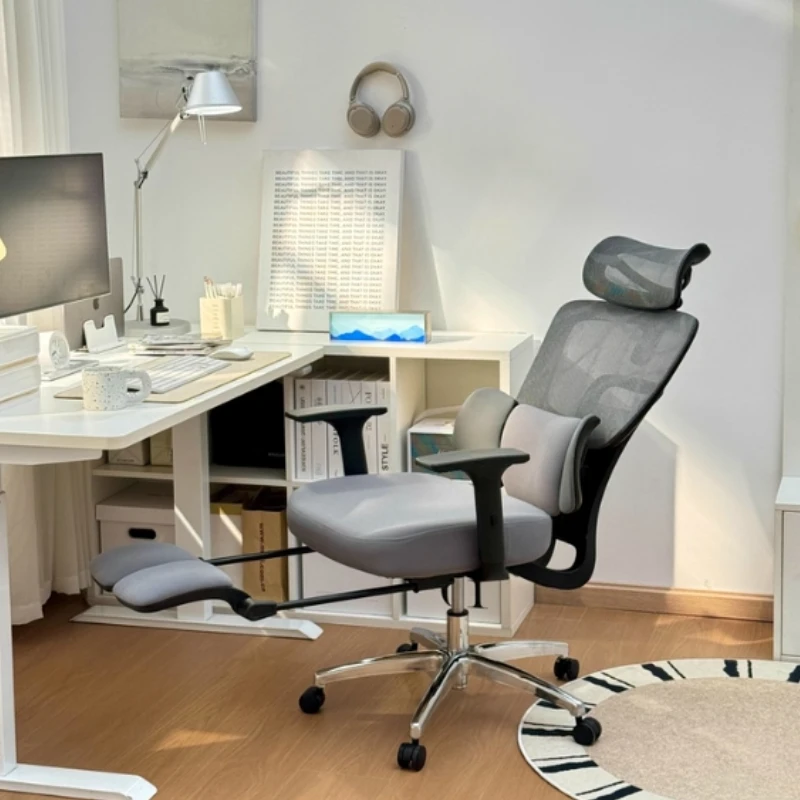 European Aesthetics Chair Swivel Designer High Quality Ergonomic Unusual Chair Modern Wheels Footrest Bureau Meuble Furniture