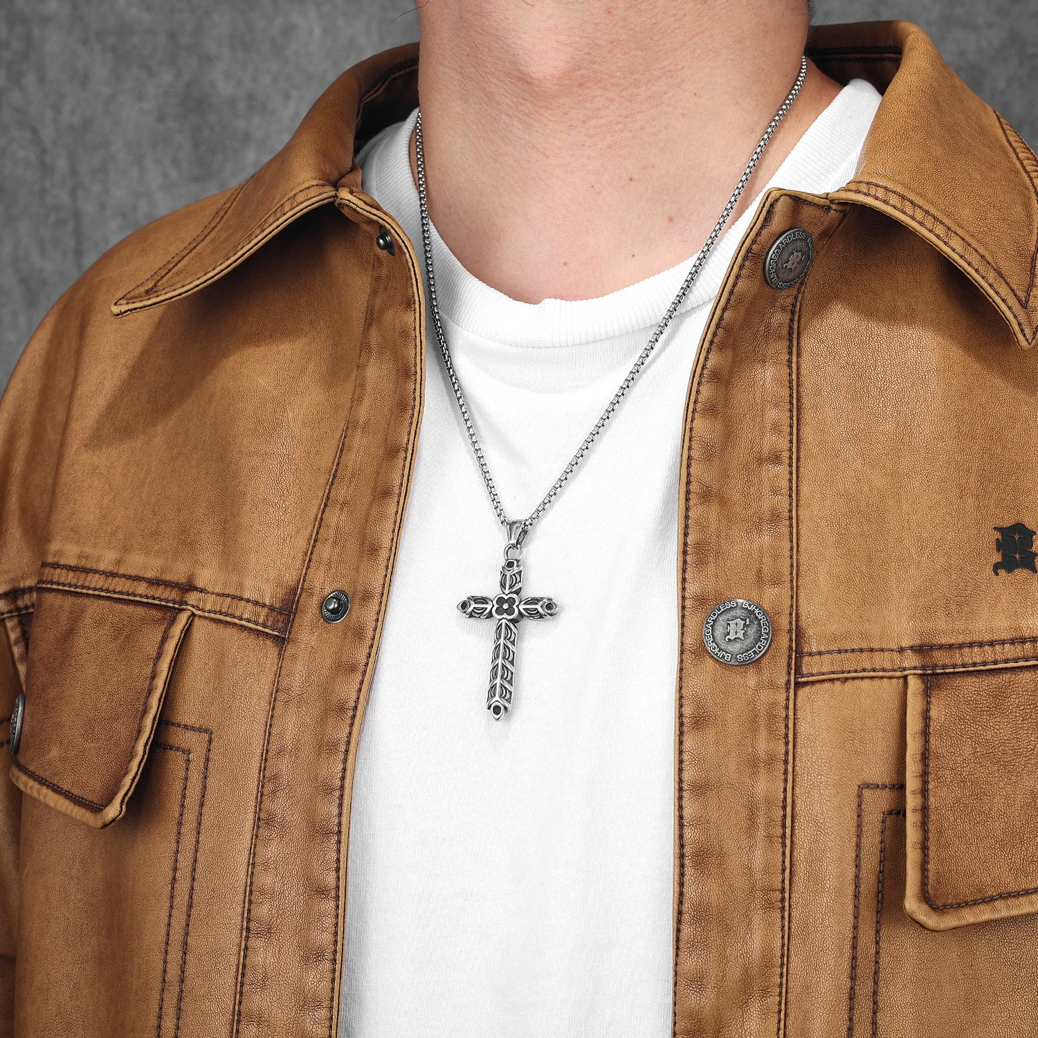 Carving Cross Men Necklaces Stainless Steel Pendant Chain Women Fashion Unique Jewelry Punk New In Accessories Gifts Wholesale