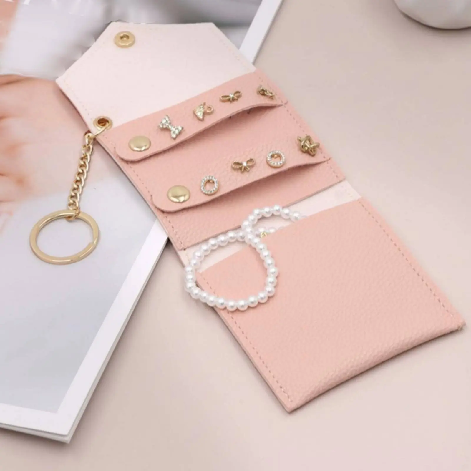 

Portable Jewelry Storage Bag Minimalist Design Mini Travel Jewelry Bag Mini Earring Holder Soft Lined Interior for Women