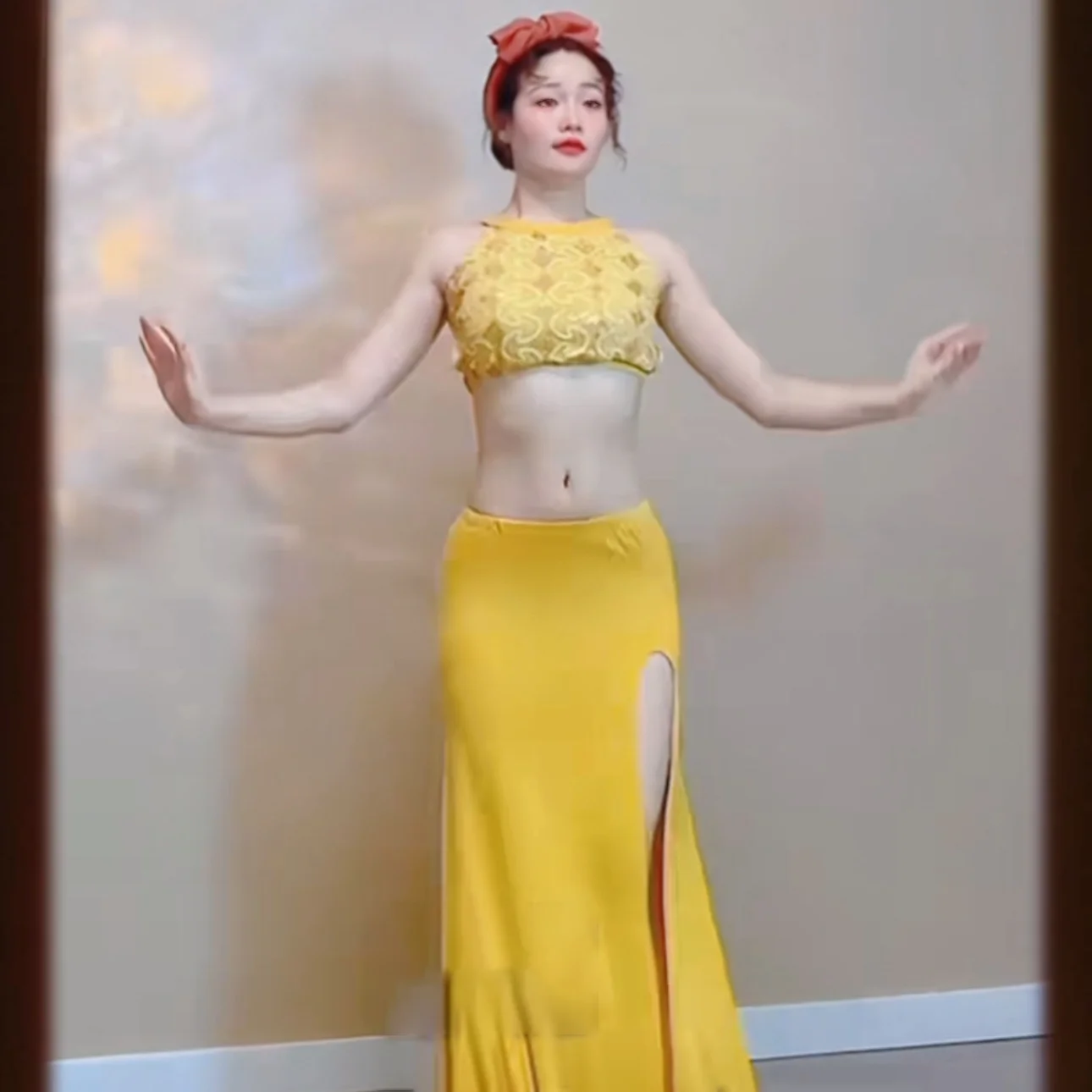 ベリーダンスパフォーマンス衣装大人女性のセクシーな気質練習服初心者ソフトで快適なトレーニングセット