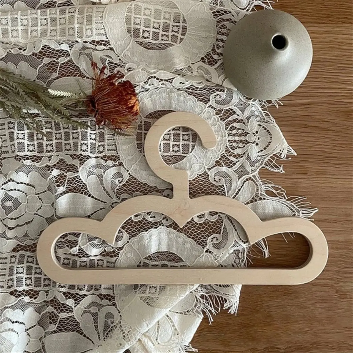 A75K 10PCS INS Nordic Wooden Bear Cloud Clothes Hanger Wall Hanging Coats Rack Baby Cloth