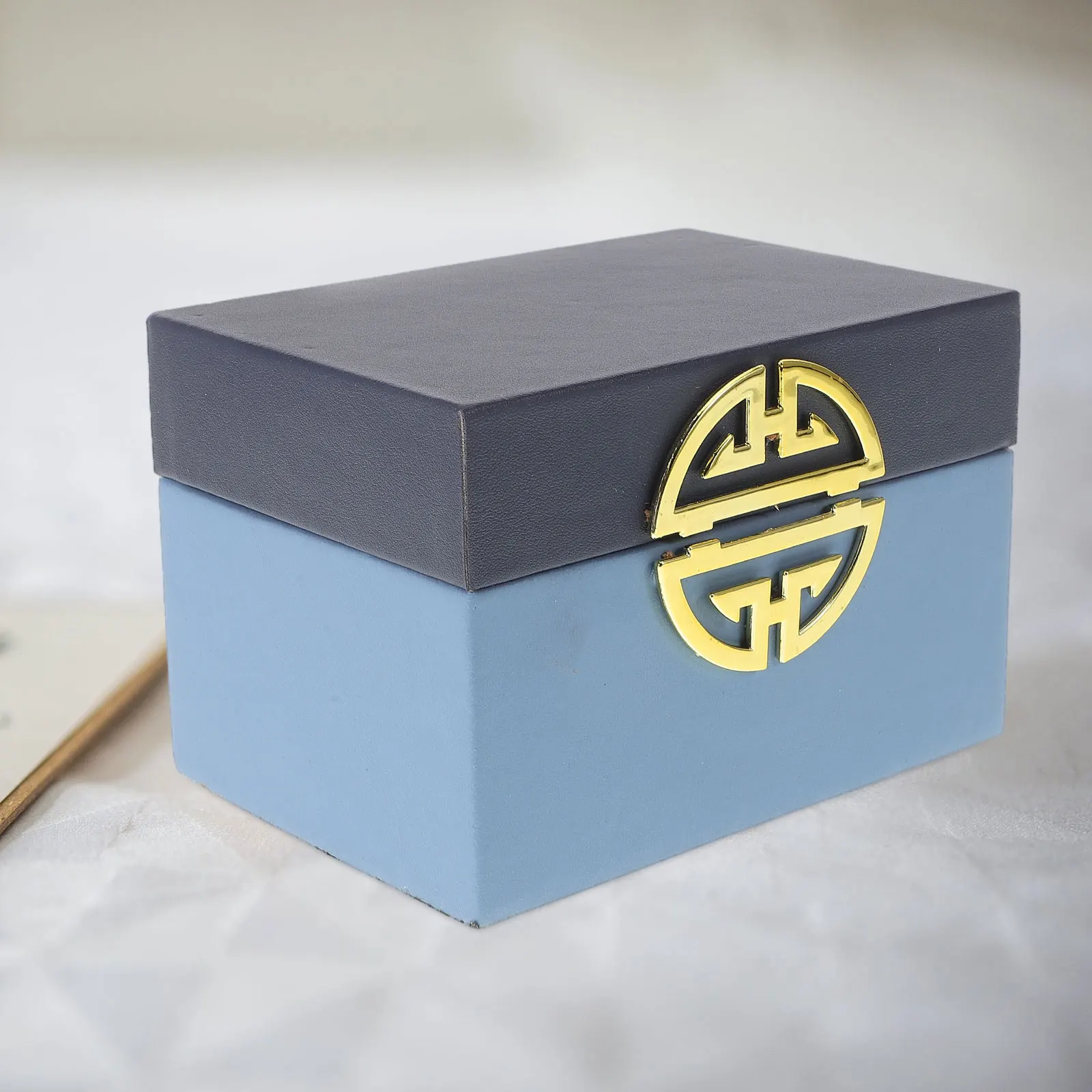 

Винтажная деревянная шкатулка для драгоценностей, прочный чехол для хранения, легкая портативная шкатулка для безделушек в деревенском стиле, органайзер для колец и сережек