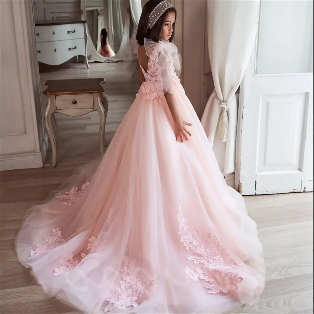 

Luxury Flower Girl Dresses For Weddings Tulle Appliques Sparkly Sequins Beaded Kids Pageant Birthday First Communion Ball Gowns