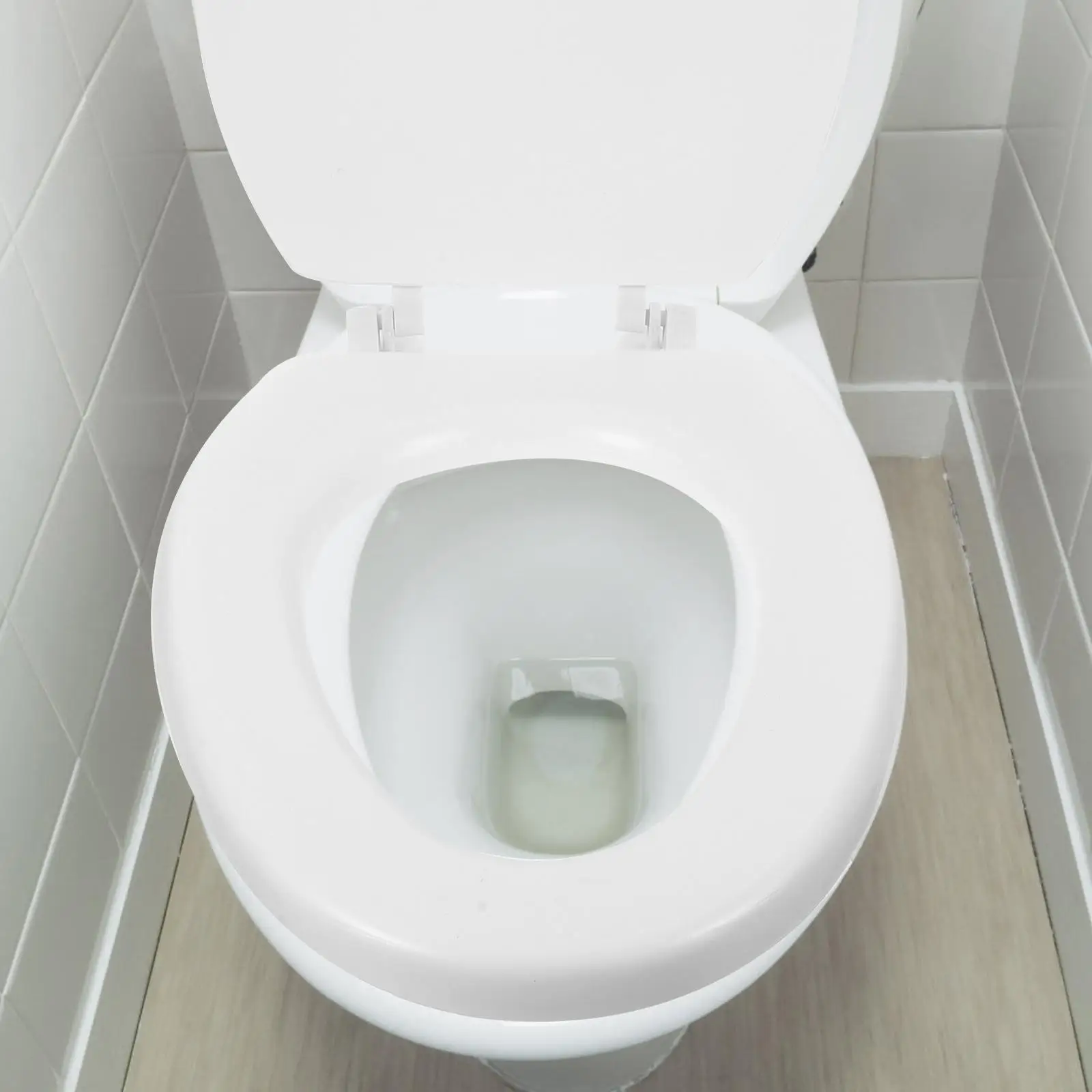 Soft Foam Toilet Seat White V-Shaped Bathroom Seats Comfortable Anti-Slip EVA Material Practical Silent Design Fits