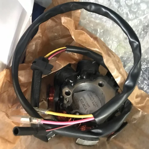 Imagen 2 del producto Bobina de estator para Honda XR 250R / XR 250 R 1986 - 1995 1987 1988 1989 1990 1991 1992 1993 1994 / 31120-KZ1-951 / XR250R