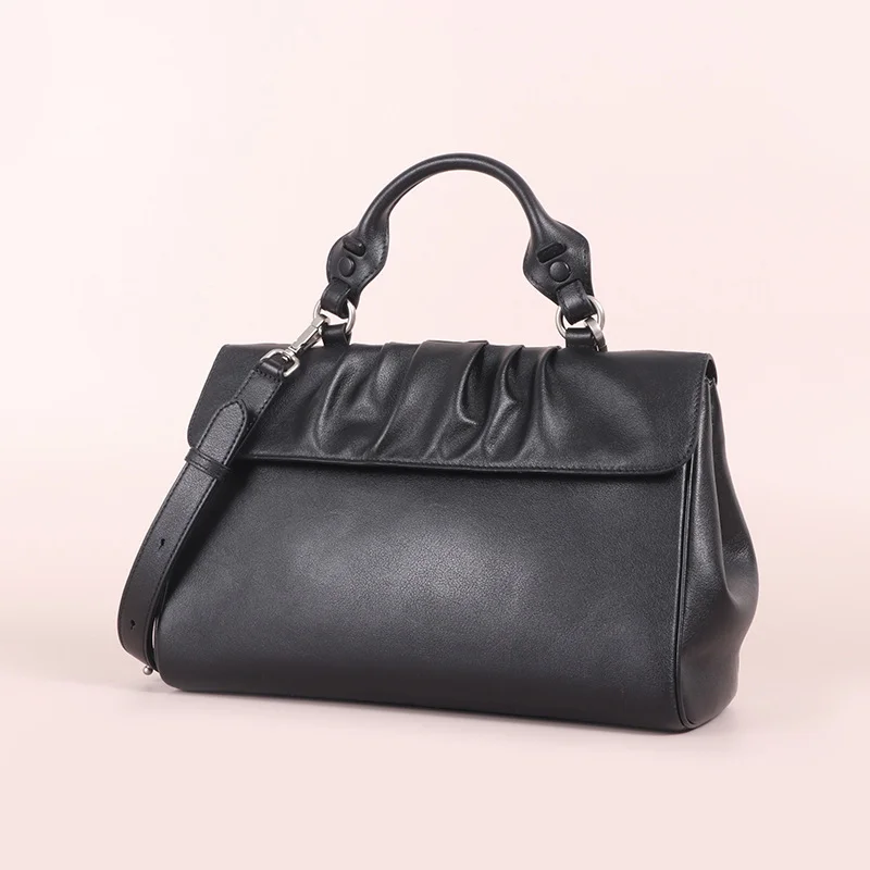 2026年新作 高級韓国デザイン ハンドバッグ プリーツスクエアバッグ 多機能ショルダーバッグ 高級ベジタブルタンニンなめし革 クロスボディバッグ