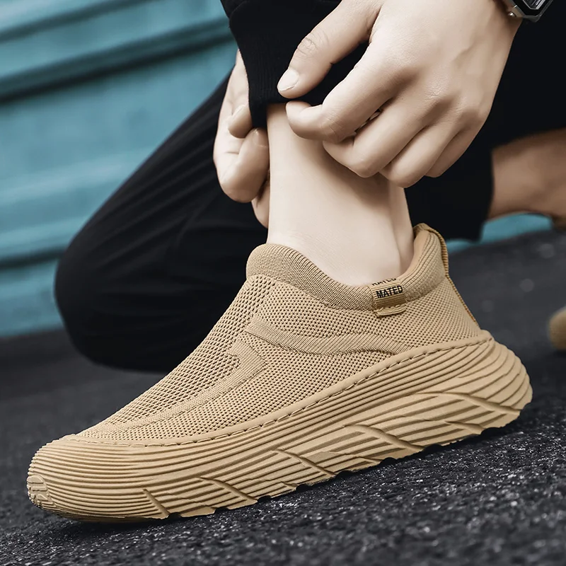 Scarpe Casual da uomo estive di alta qualità Sneakers in rete moda traspirante sport Sneaker da uomo calzature maschili da esterno resistenti all'usura