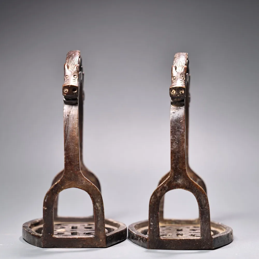 Old Chinese Bronze Horse Stirrups with Dragon Head Decoration statue