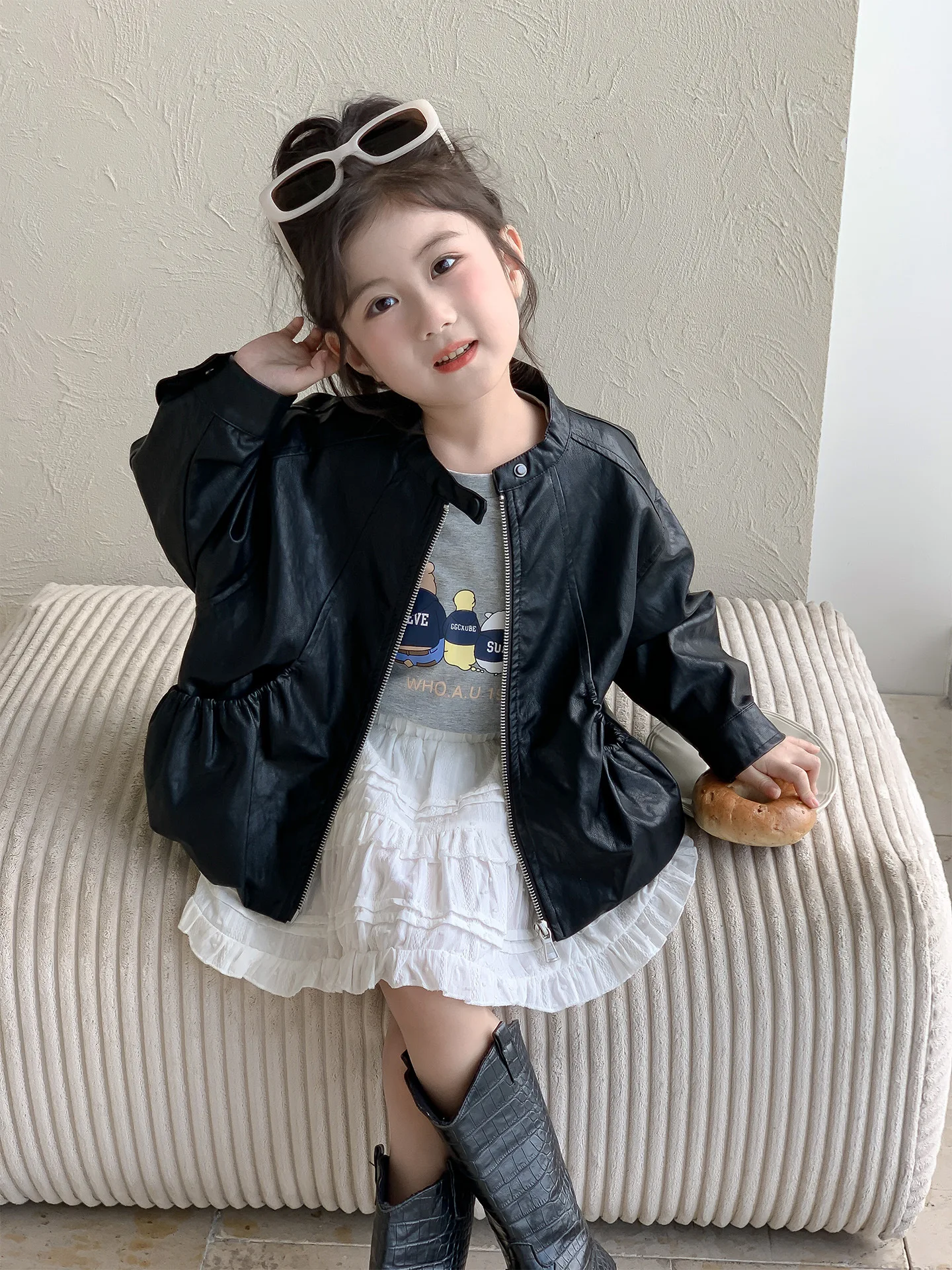 Baby Girl Casual Black Leather Jacket Zipper Detail PU Leather Coat for Kids Solid Color Autumn Outerwear in Various Sizes 2-9 Y