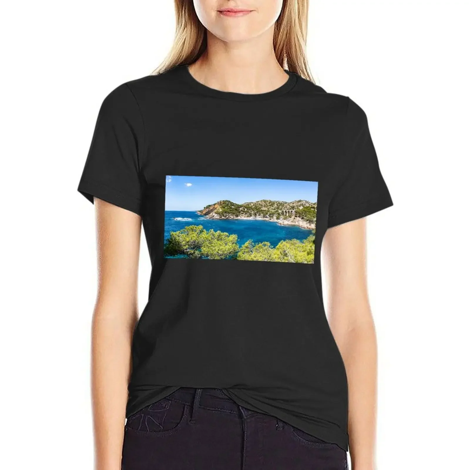 

Calanque of Mejean, Ensues la Redonne, South of France T-Shirt vintage clothes shirts graphic tees cotton t shirts Women