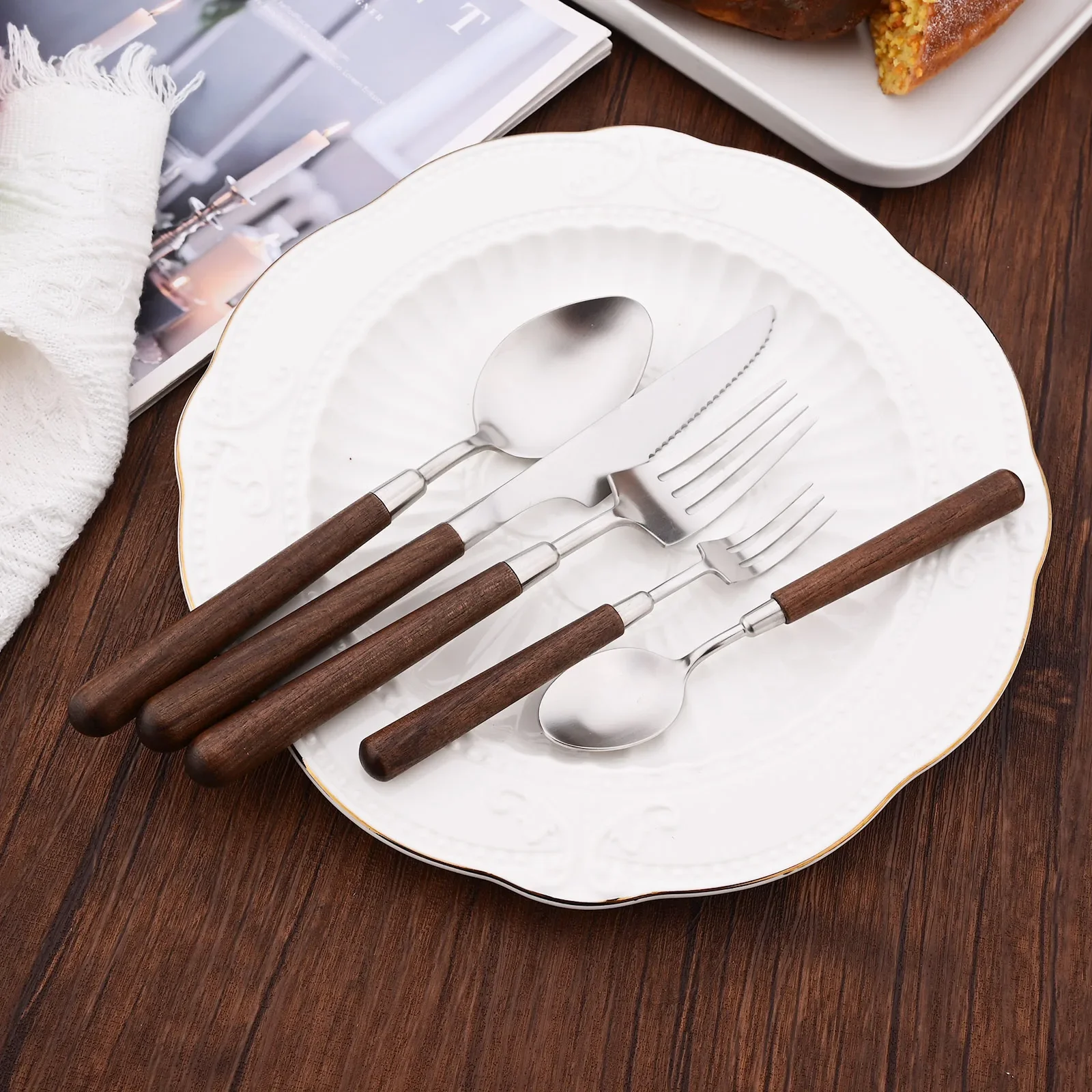 4/5 Piece Wood Handle Cutlery Set 304 Stainless Steel Matte Dinner Knife Fork Spoon Table Utensils for Dining Kitchen Silverware