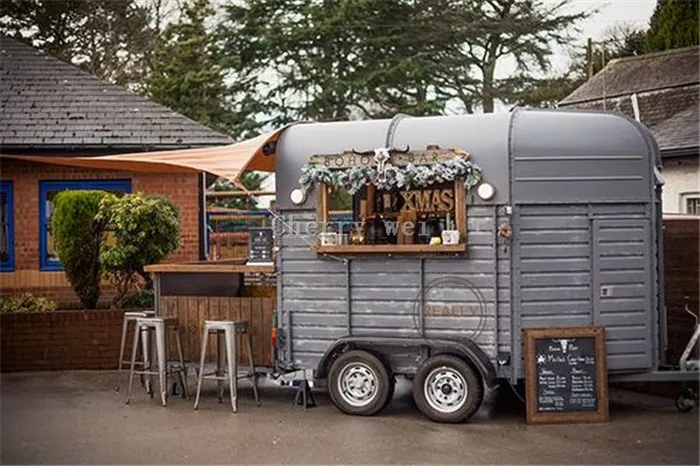 Multi-function Camp Horse Trailer Retro Food Van Coffee Kiosk Cart Beer Wine Bar Juice Ice Ice Cream Trailer for Sale