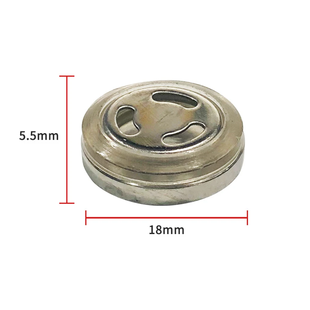 2 Set(4PCS) 18mm Sight Glass Material: Plastic + Metal Color: As Shown Size: 18mm Feature:Waterproof Pump Oil Mirror Waterproof