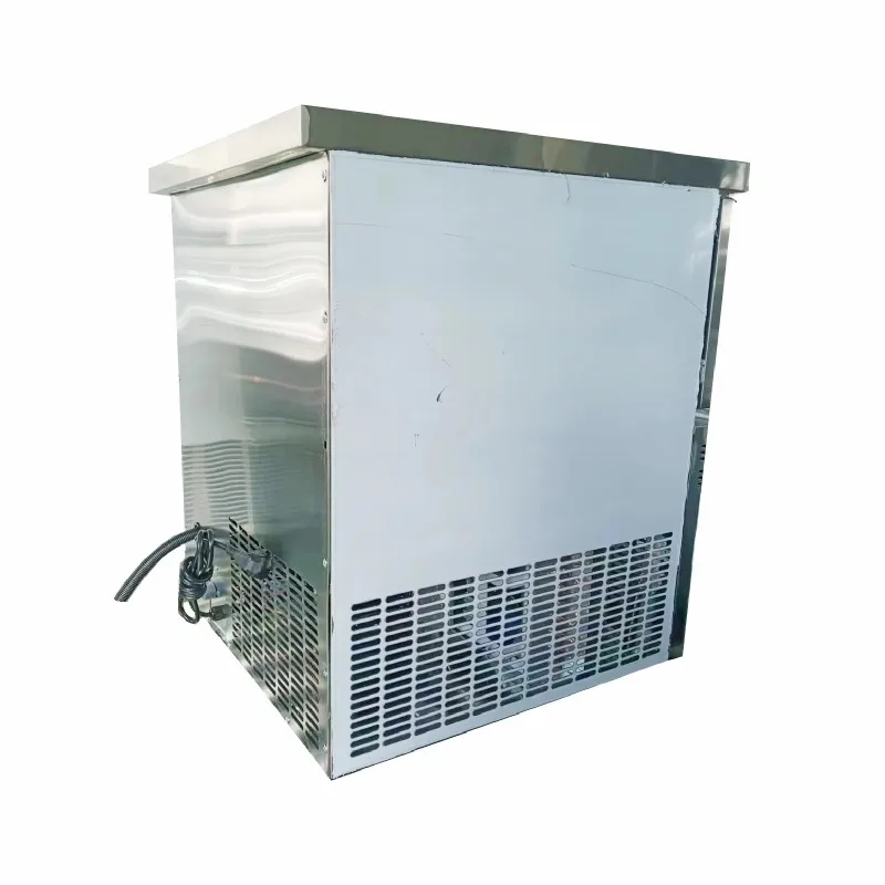 Factory Direct Sales of Ice Machines Commercial 100Kg/24H Ice Cube Maker Ice Making Machine customized