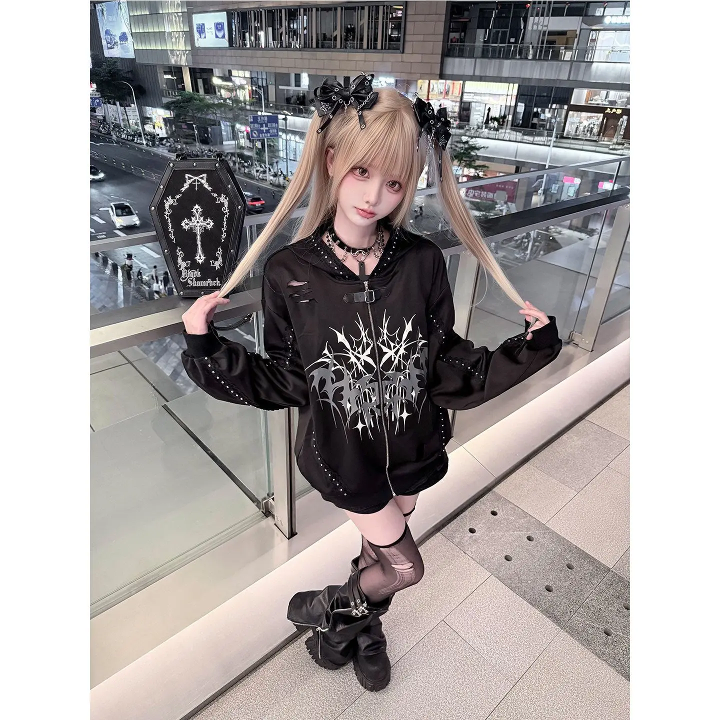 Autumn American Gothic High Street Coat Women Heavy Craft Ripped Design Letter Pattern Coat Subculture Y2K Jirai Kei Sweatshirt