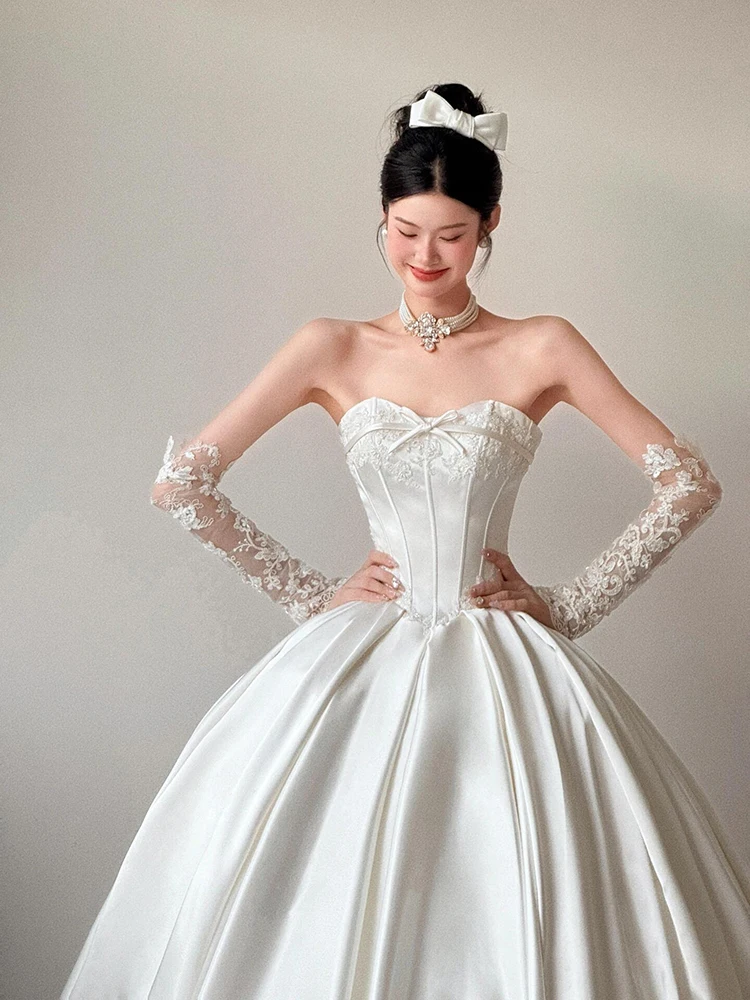 Vestidos de novia sin tirantes, vestidos de novia de satén de lujo, vestidos de fiesta personalizados, vestido de novia brillante, novedad de 2025