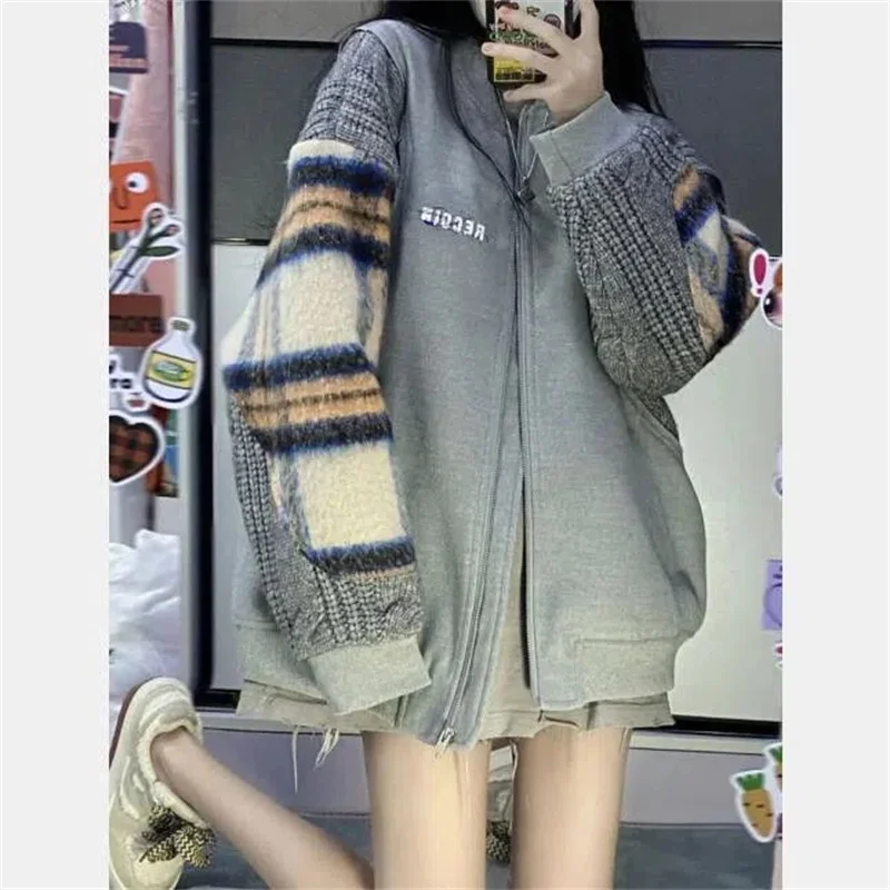 

American Retro Baseball Uniform Women 2022 Spring and Autumn New Style Stitching Plaid Knitted Loose All-match Jacket Coat Tide