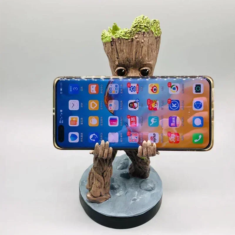Small Tree Man Statue Model Phone Stand Decor Gift Suitable for Groot Figure Game Controller Holder