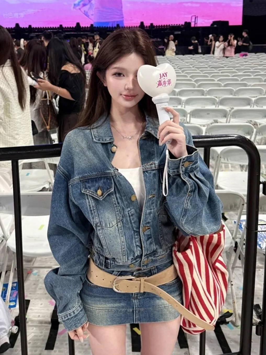 

Burjuman Cotton Gradient Blue Tone Washed Short Denim Jacket And Slim Short Skirt Set Vintage Style Winter Collection
