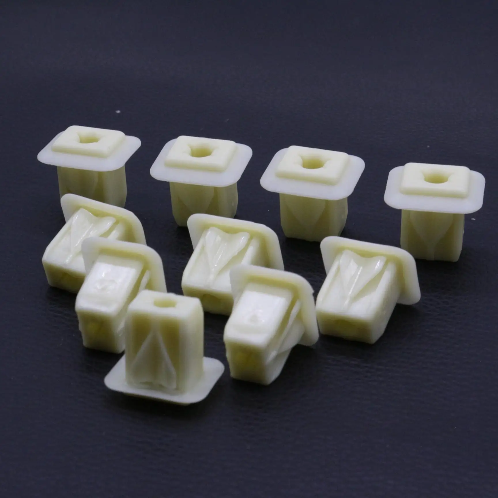 

10 pcs White Nylon Rocker Panel Trim Insert Clip Retainer Fastener Fit For Mercedes-Benz S450 S550 S560 S63 AMG | 001-991-51-71