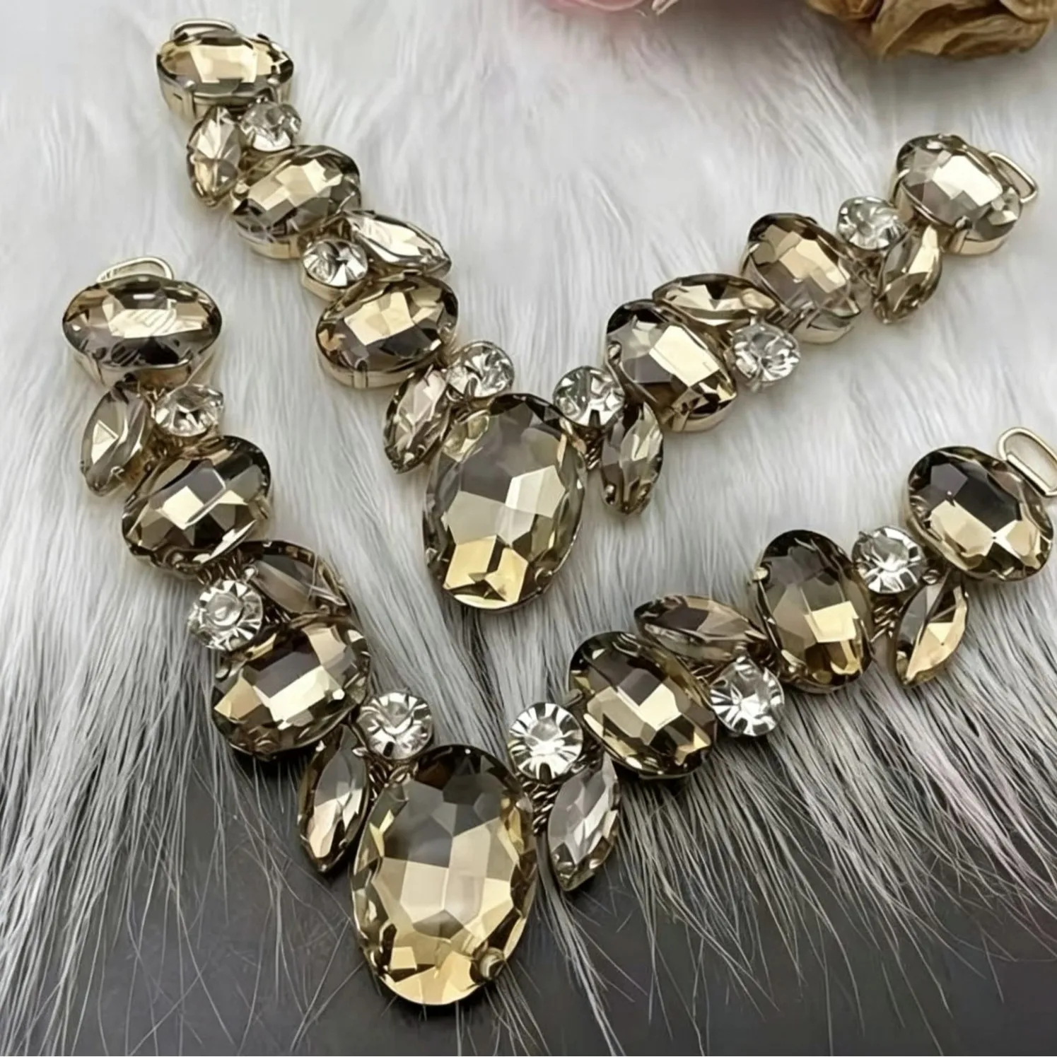 2ppcs Summer Slipper Rhinestone Metal Shoe Buckle patches,Flip Flops Accessories Welded Shoe Flower Chain sew on Patch