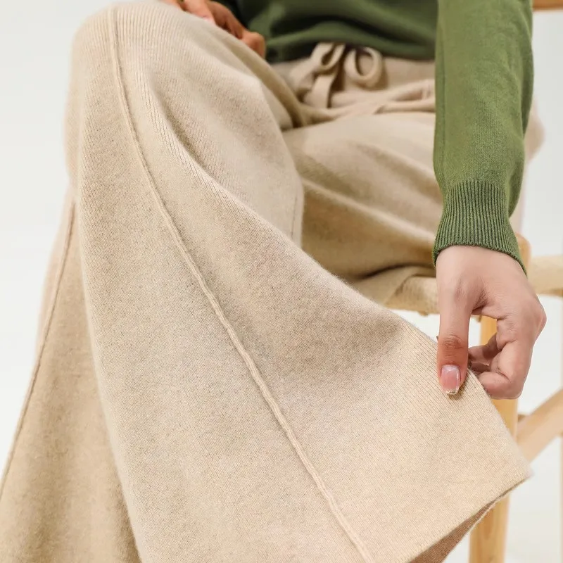 Cashmere-wool wide-leg pants for women wear high-waisted knitted pants outside the thick vertical tube.