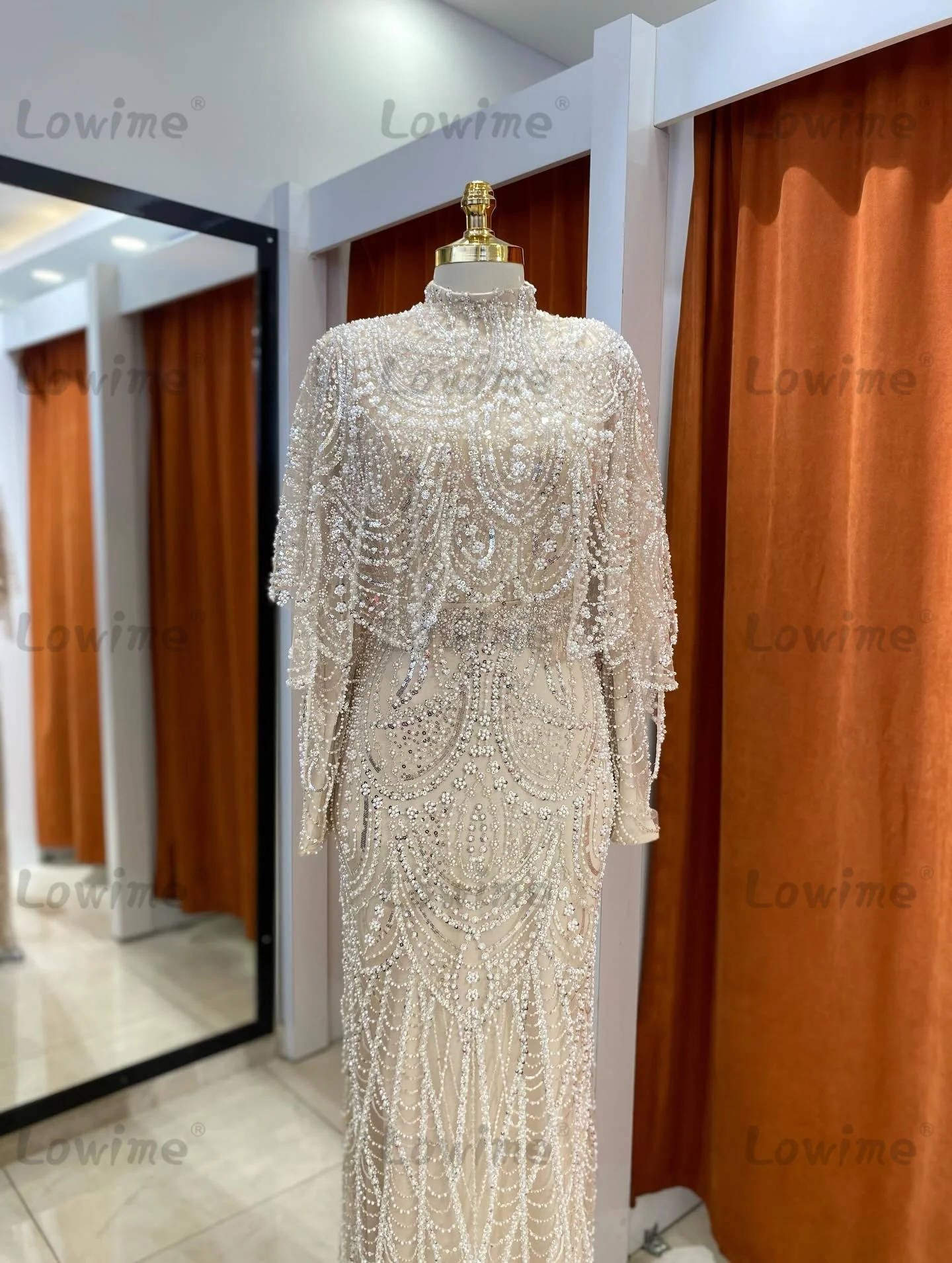

2026 Customized Dubai Arabic Evening Dress Elegant Beaded Straight Party Dresses Long Sleeves High Neck Muslim Formal Prom Gowns