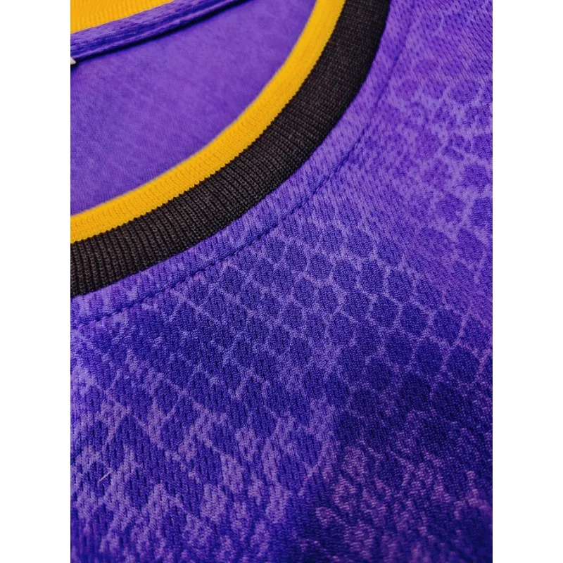 Uomo # 77 Maglia da basket ricamata Los Angeles girocollo, vestibilità ampia, traspirante ed elasticizzata, maglietta sportiva casual per l'allenamento