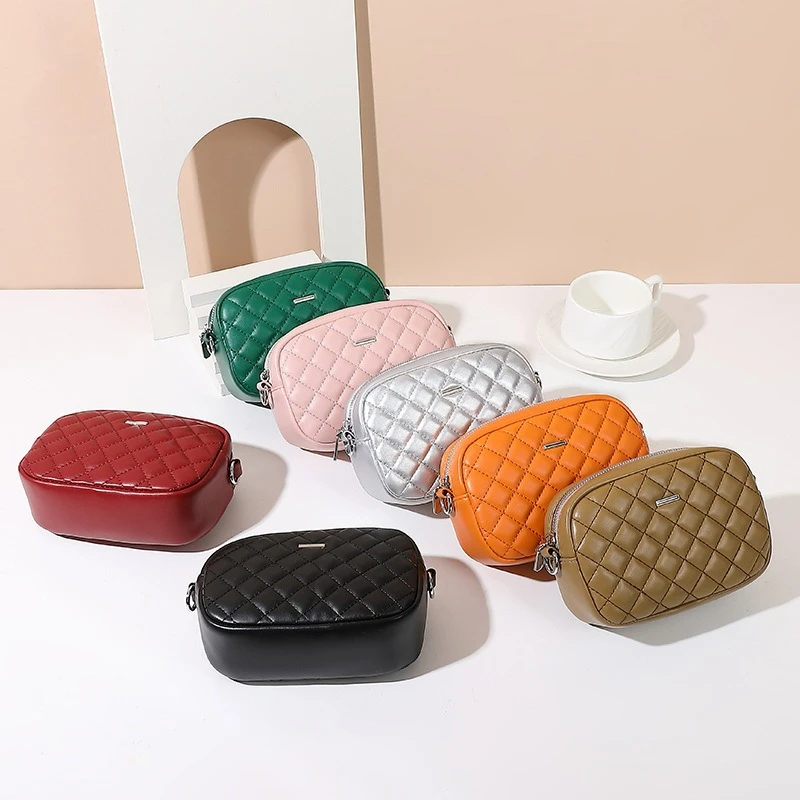 

Small Messenger Bag for Women Trend Quilted Pattern Embroidery Camera Female Shoulder Bag Fashion Chain Ladies Crossbody Bags