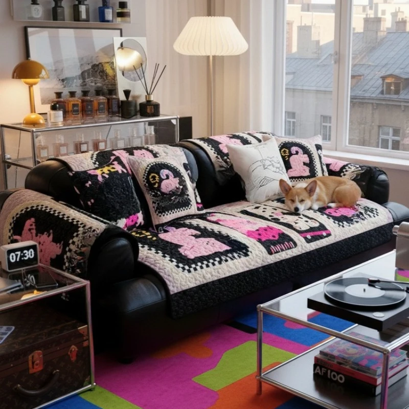 

Cute cartoon sofa cushion, anti-cat scratch, breathable, four-season quilted cushion, non-slip fabric, sofa towel cover