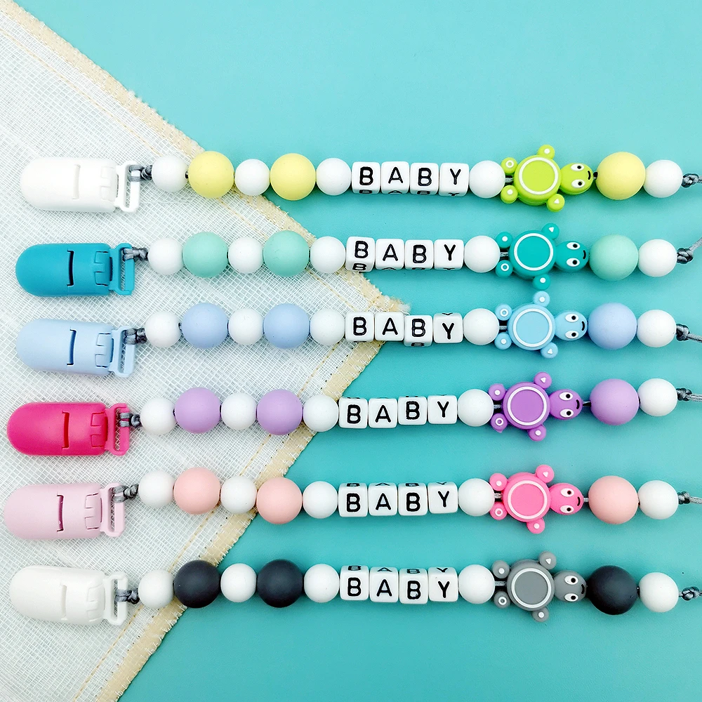 Custom English Russian Letter Name Baby Silicone Turtle Pacifier Clips Chains Teether Pendant Baby Pacifier Kawaii Teether Gifts