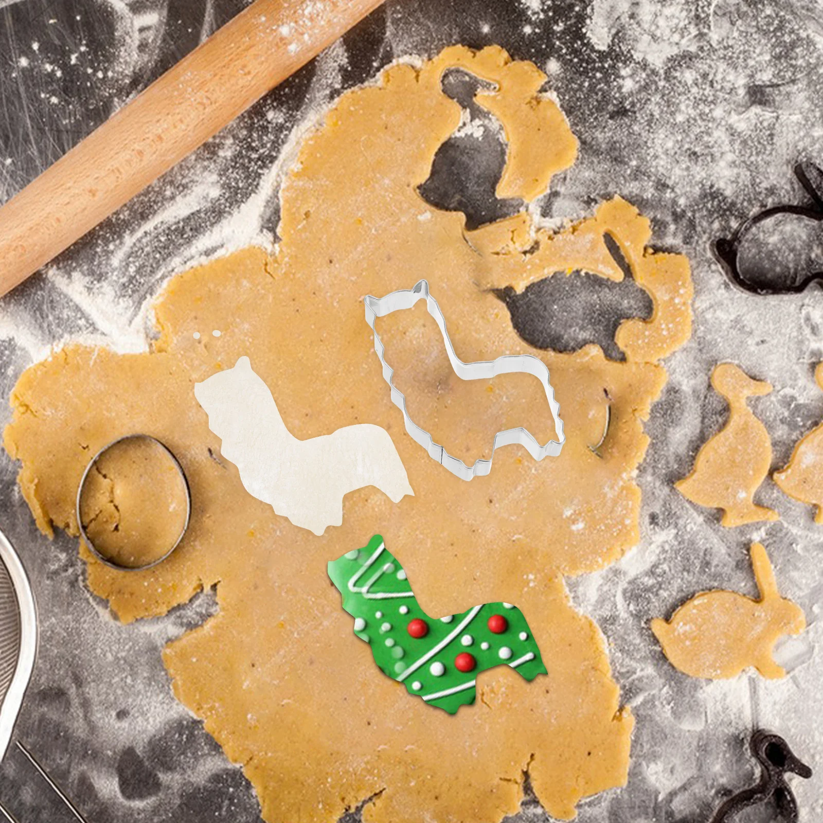 

Alpaca Cookie Cutter Stainless Steel Food Safe Biscuit Cutter for Fondant Dough Candy Fruit Baking Tool Biscuit Mould