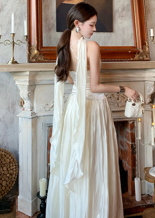 新しい夏のフレンチレトロレディースホルターイブニングパーティードレス女性のセクシーなバックレスノースリーブスリムウエストプリーツドレスvestidos