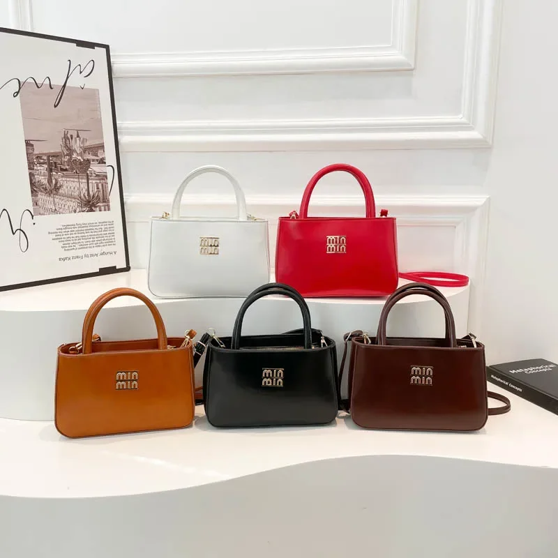 

2025 New! Retro Underarm Shell Bag - A Portable Commuter Bag for Women, Simple, Trendy Messenger Style, High - Quality Material