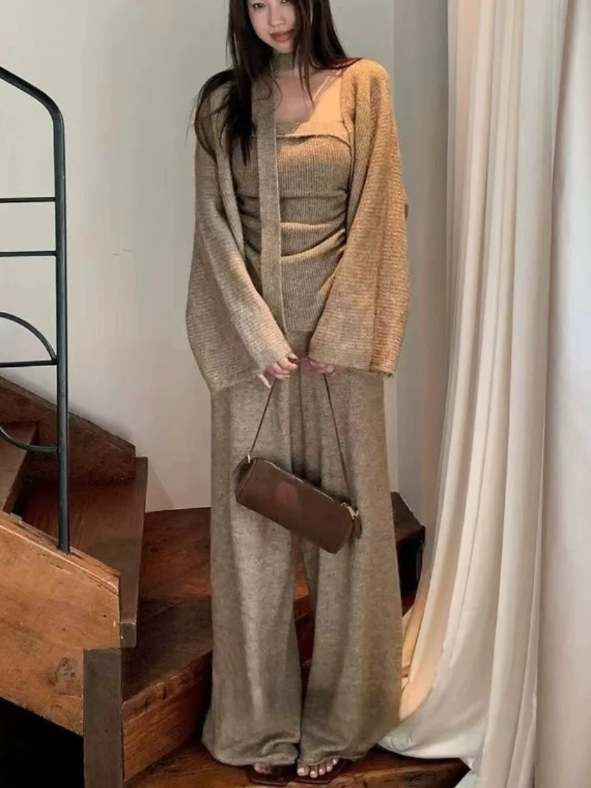 Setelan Sweater Overcoat Ele Loose Faion Wanita dengan Atasan Tube Top, Celana Kasual, dan Kaos, Cocok untuk Musim Gugur untuk Dewasa