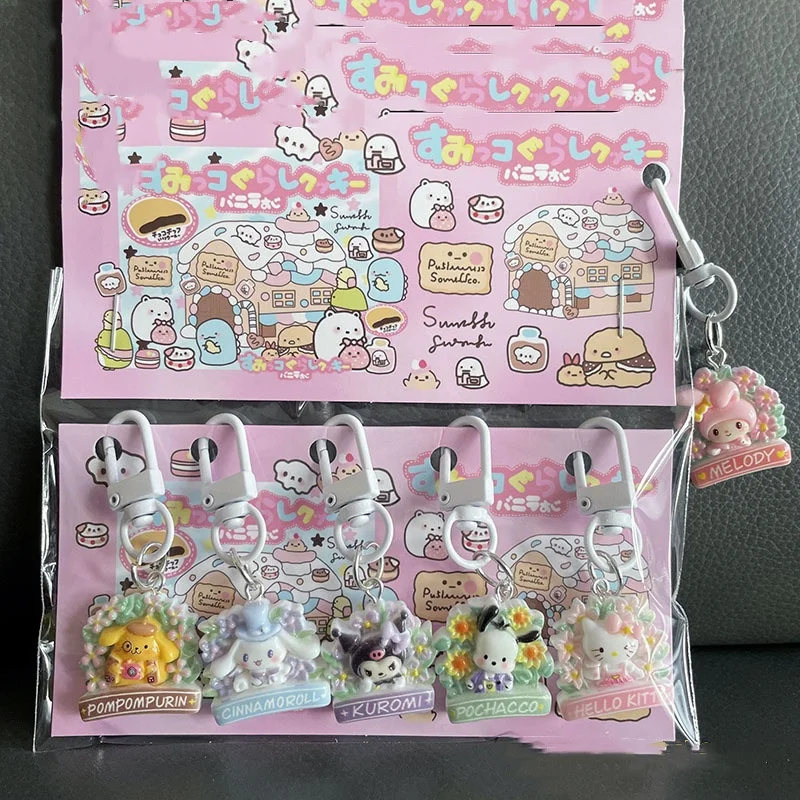 6Pcs Sanrio Accessories Pendant Cartoon Resin HelloKitty Kuromi Keychain Set Small Gift Girls Cute Student Bag Hanging Card Gift