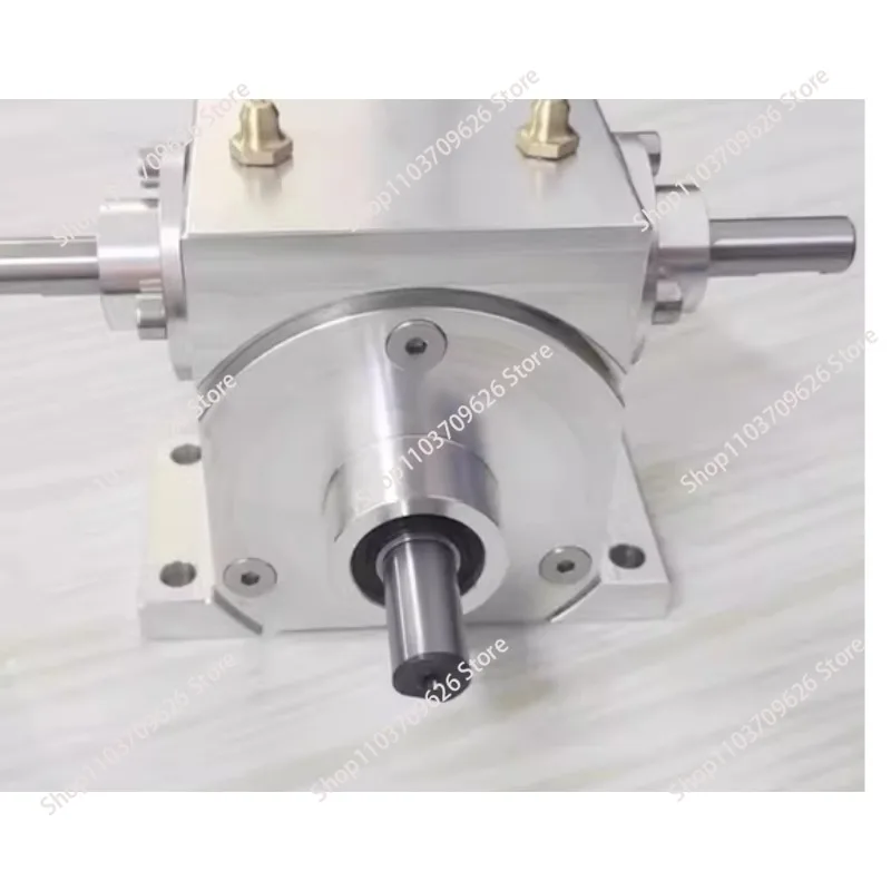 1:17 Corner Worm Gear Worm Deceleration Small Gearbox 90 Degree Right Angle Reversal Gearbox Accessories