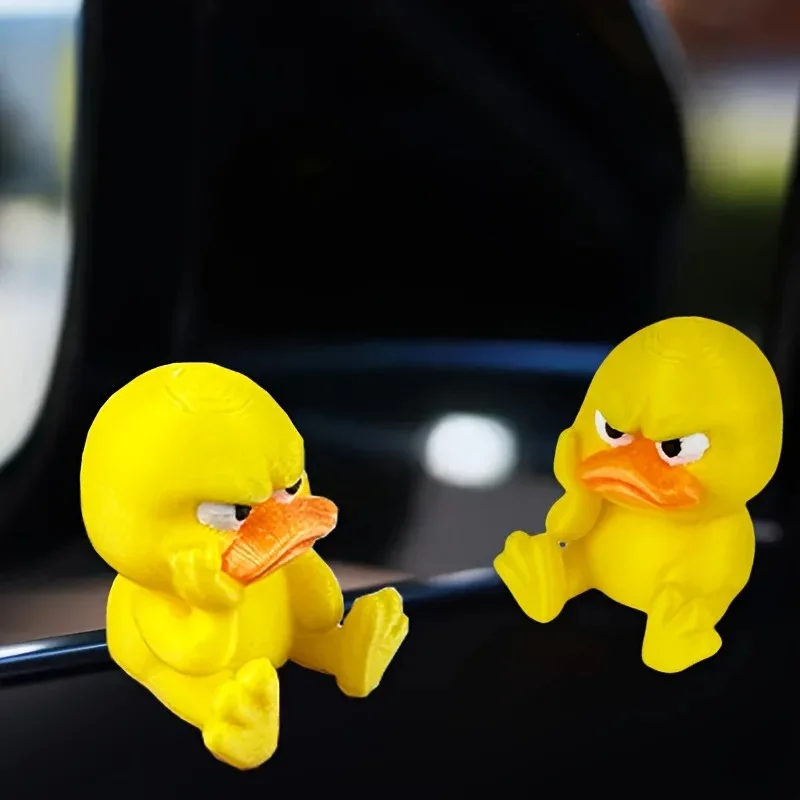 1pc Angry Yellow Duck Statue - Expressive Grumpy Duck with Big Eyes & Beak,Durable Plastic Indoor/Outdoor Decoration for Home