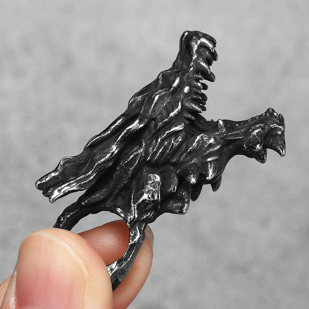 الرجعية التنين رئيس الرجال القلائد الفولاذ المقاوم للصدأ سلسلة بدلاية النساء فاسق مجوهرات الأزياء الجديدة في اكسسوارات الهدايا بالجملة