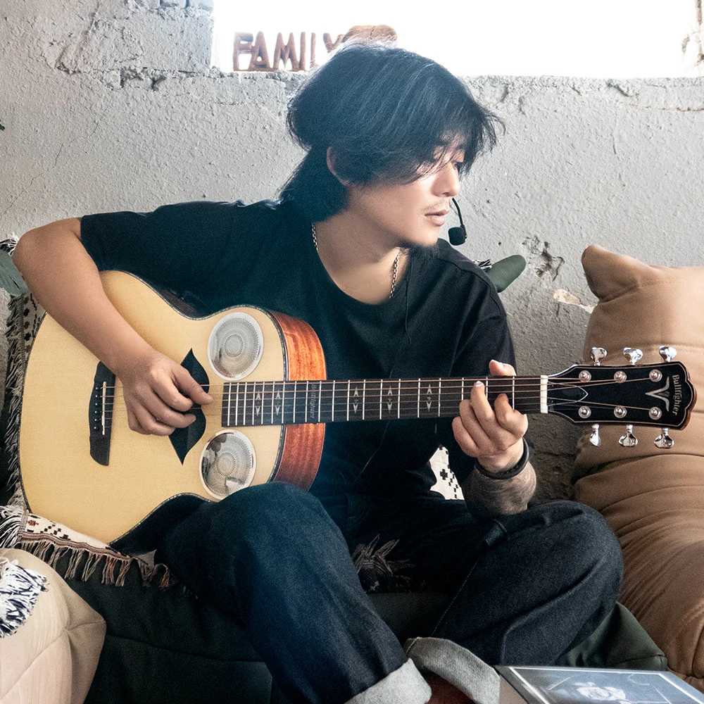 

Bullfighter Original D2G 40inch Stringed Instruments Natural Solid Spruce Smiling Hole Electric Acoustic Guitar With Speakers