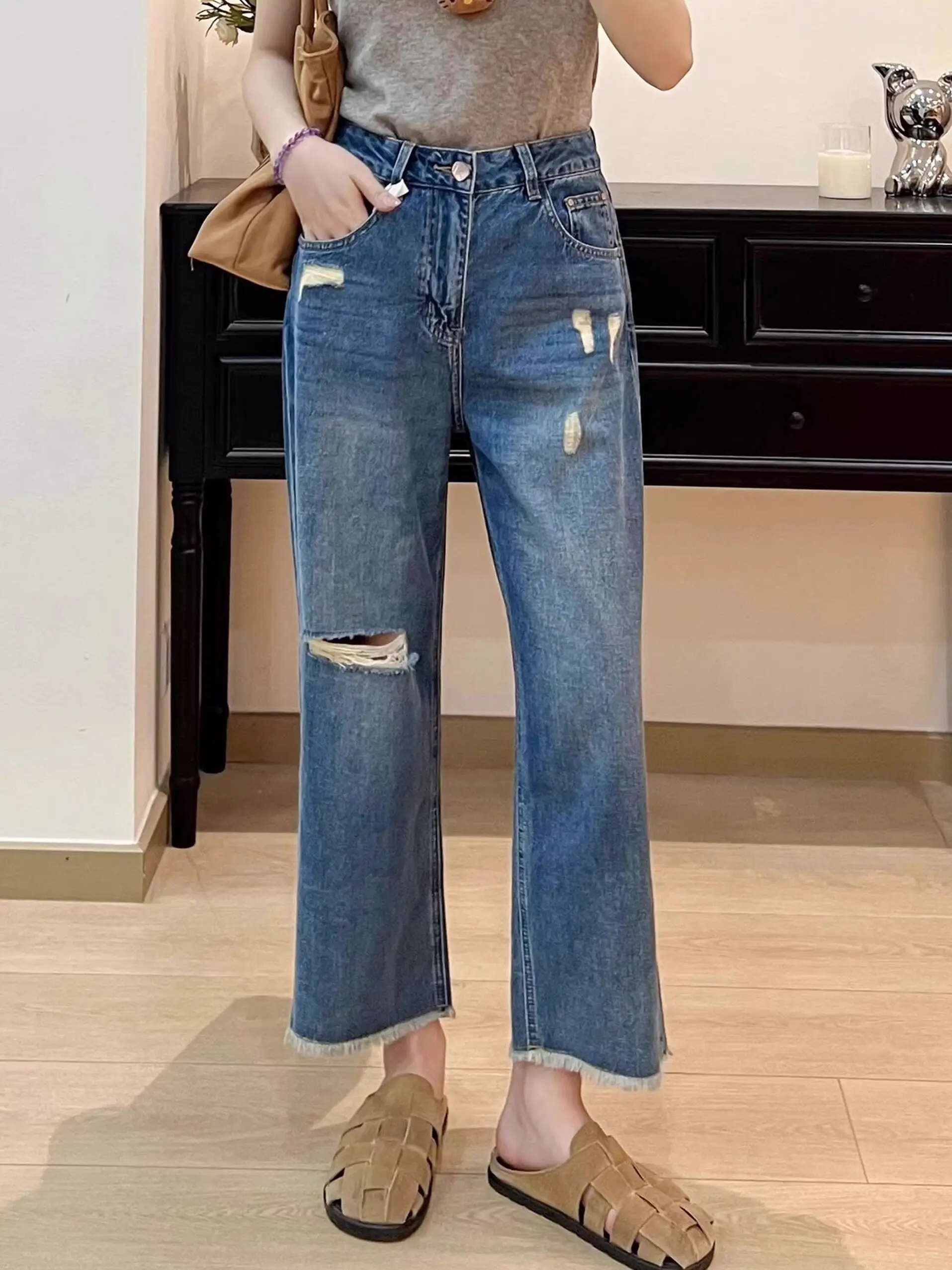 Fashionable Ripped Straight Leg Jeans Wide Leg Loose Slimming Vintage Nine Points Pants High Waist Zipper Closure Casual Wear
