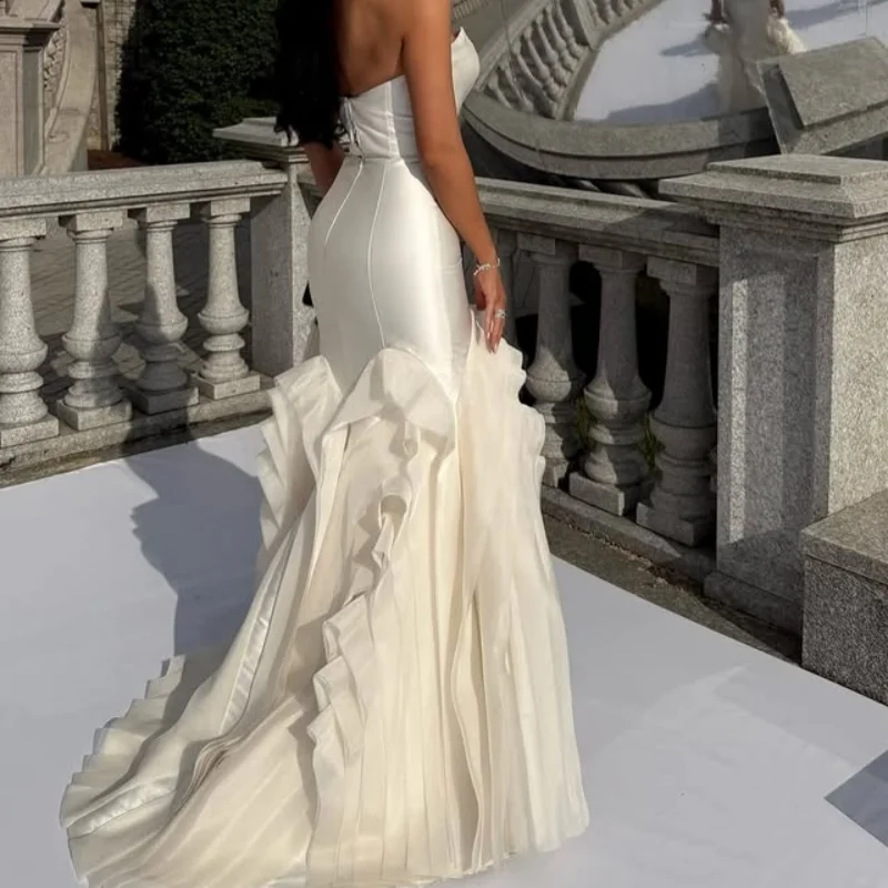 Ivory White Appliques Wedding Dresses Lace layering Decal long tail Fishtail Skirt off-shoulder Made wedding dress Bridal Gown