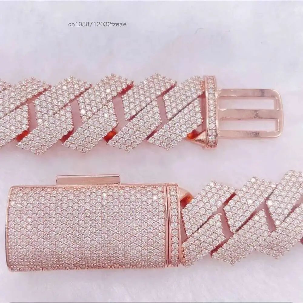 Luxury Hip Hop 18mm Width Four Row Rose Gold Moissanite Diamond Miami Cuban Links Chain.