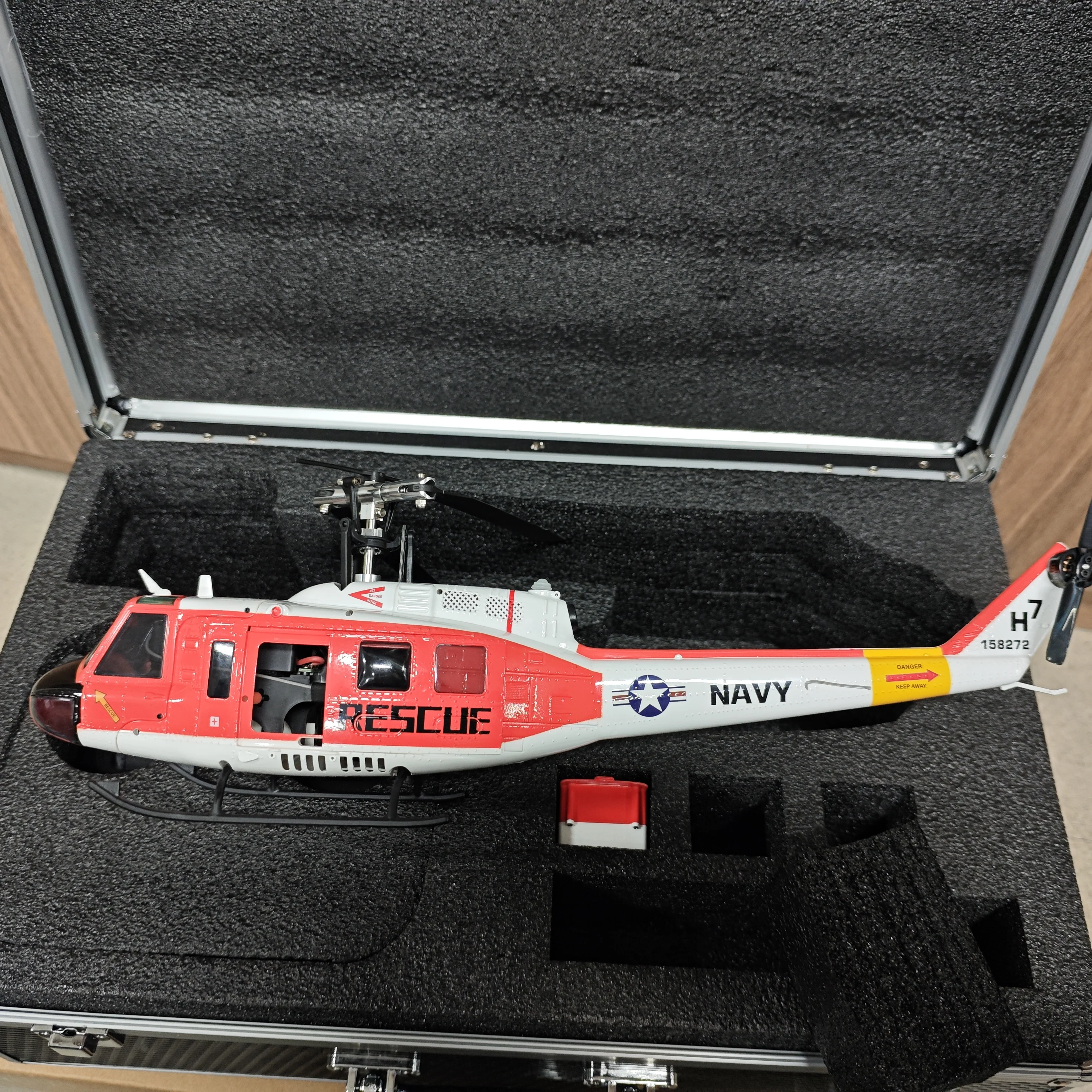 YUXIANG RC Helicopte F07H 9CH GPS Plane with 5.8G Camera Optical Flow One Key Return